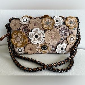 Coach 1941 Appliqué Tea Rose Dinky Leather Crossbody